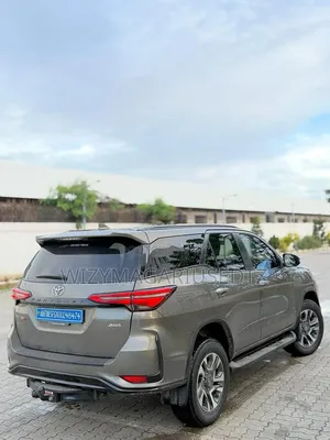 Toyota Fortuner 2023 Gray