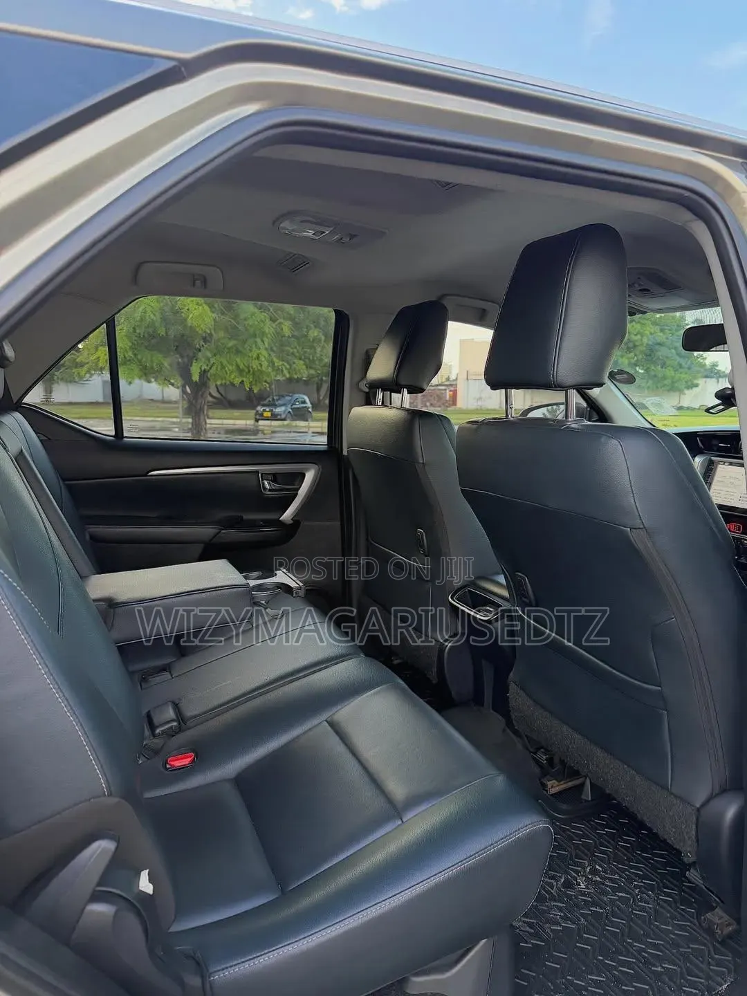 Toyota Fortuner 2023 Gray