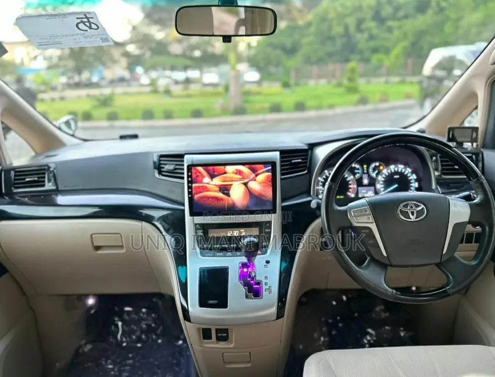 Toyota Alphard 2009 White