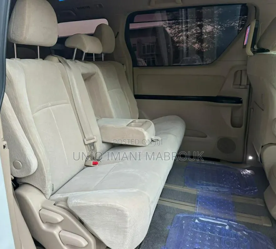 Toyota Alphard 2009 White