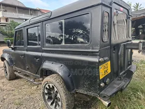 Land Rover Defender 2000 Black