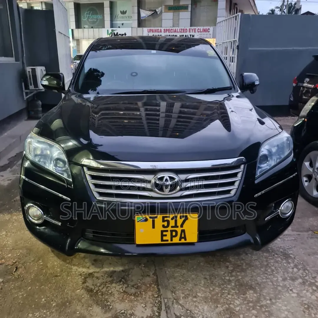 Toyota Vanguard 2010 Black