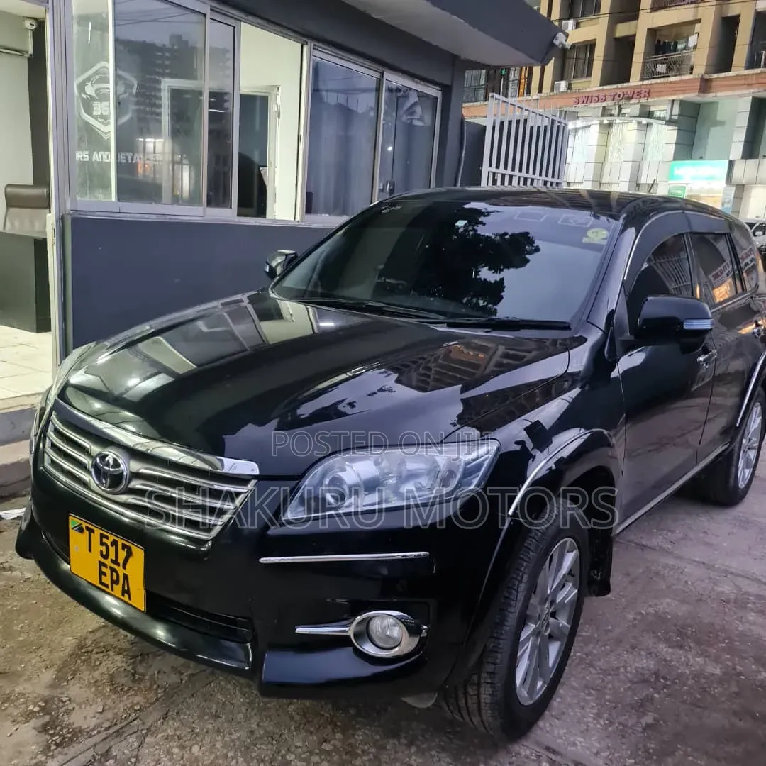 Toyota Vanguard 2010 Black