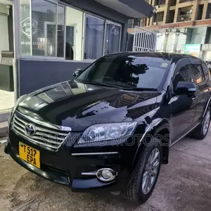 Toyota Vanguard 2010 Black