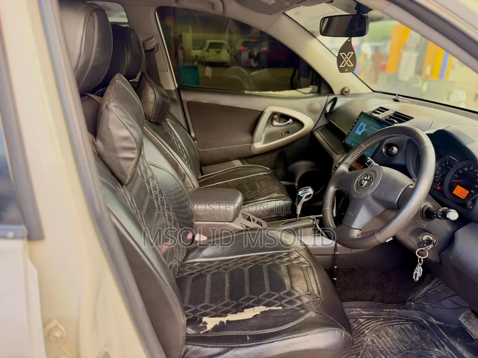 Toyota RAV4 2009 White