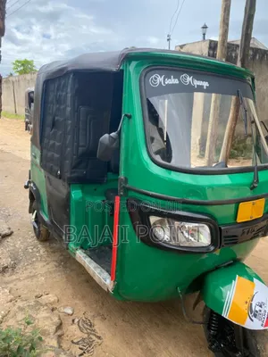 TVS King Deluxe Plus iTouch Start 2023 Green