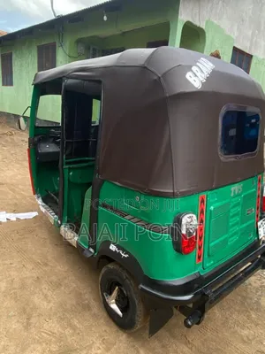 TVS King Deluxe Plus iTouch Start 2023 Green
