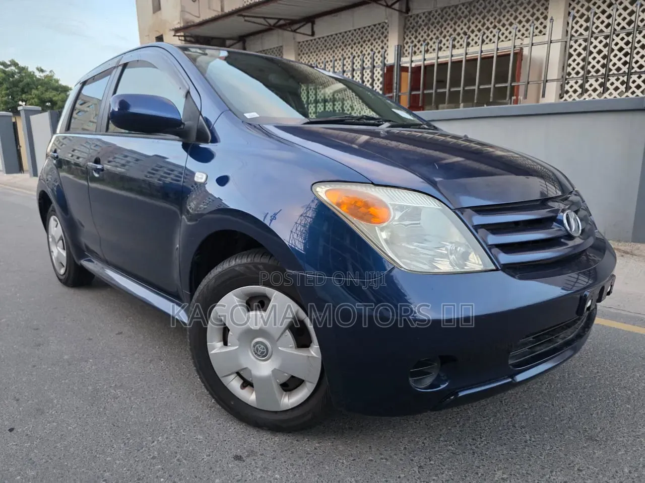Toyota IST 2005 Blue