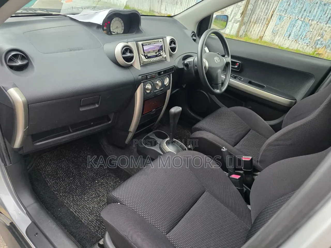 Toyota IST 2005 Blue