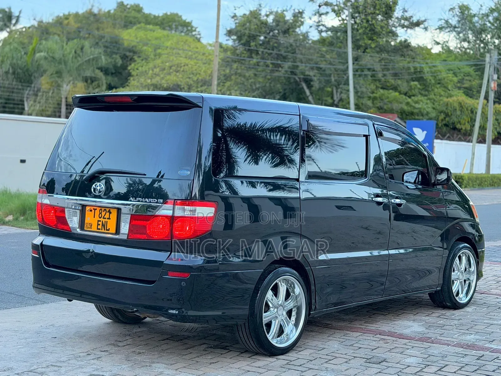 Toyota Alphard 2005 Black