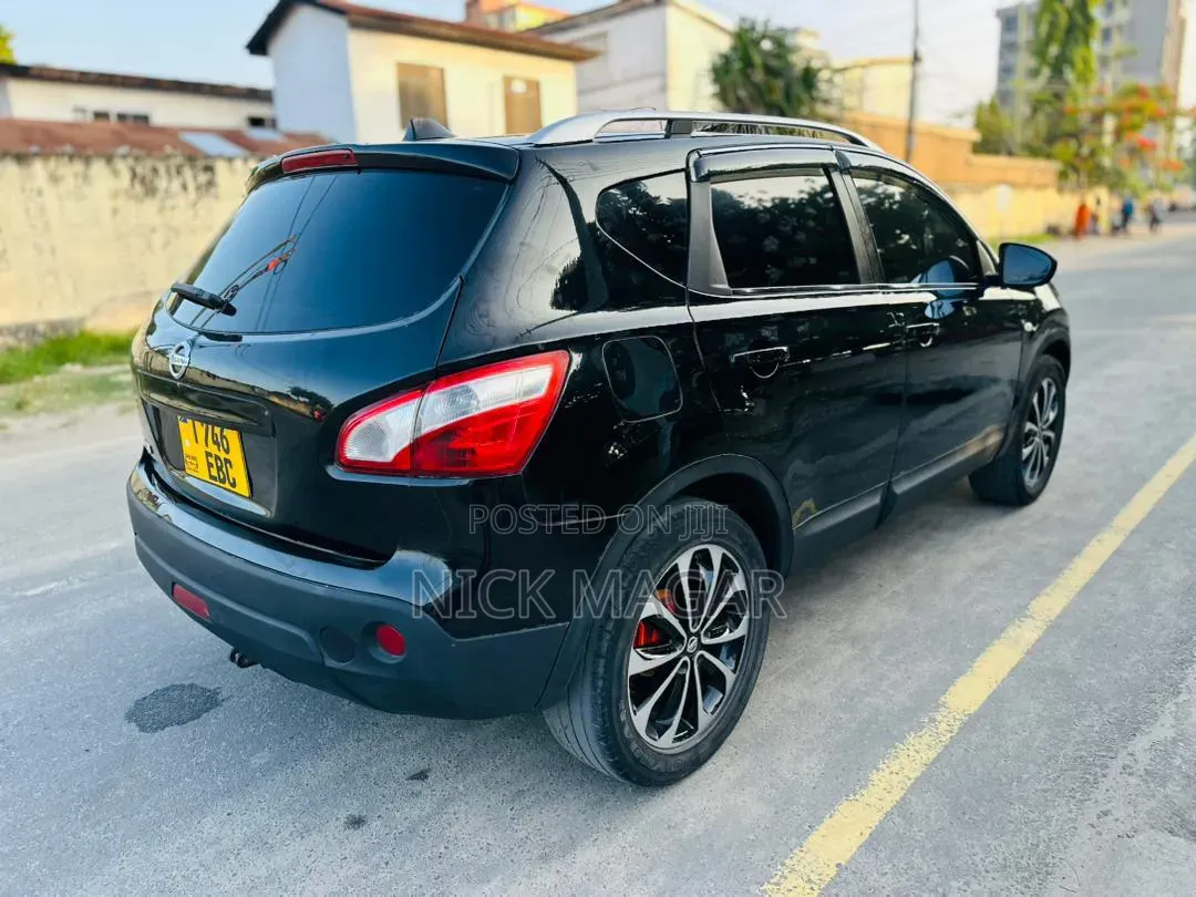 Nissan Dualis 2008 Black