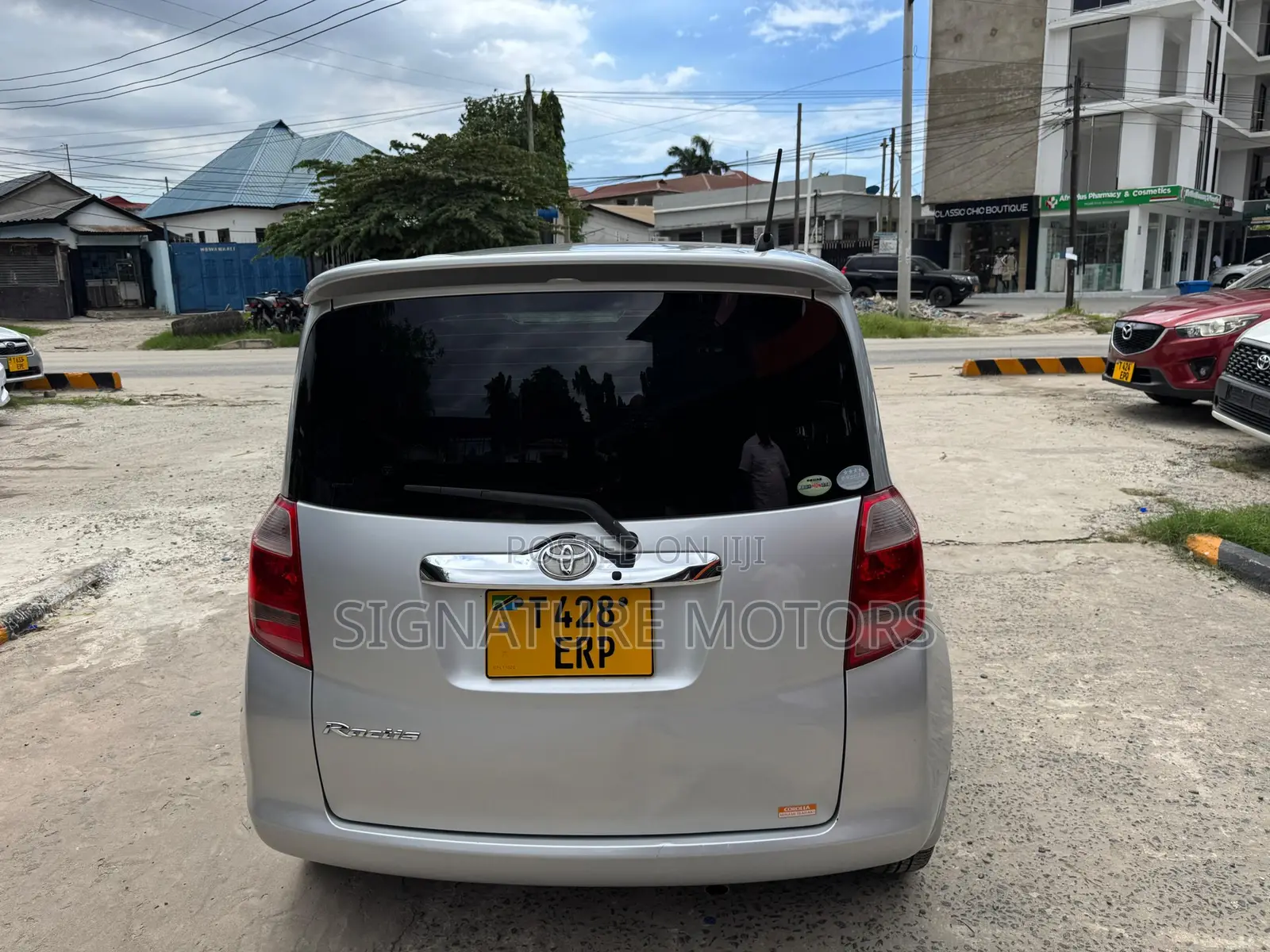 Toyota Ractis 1.5 FWD 2007 Silver