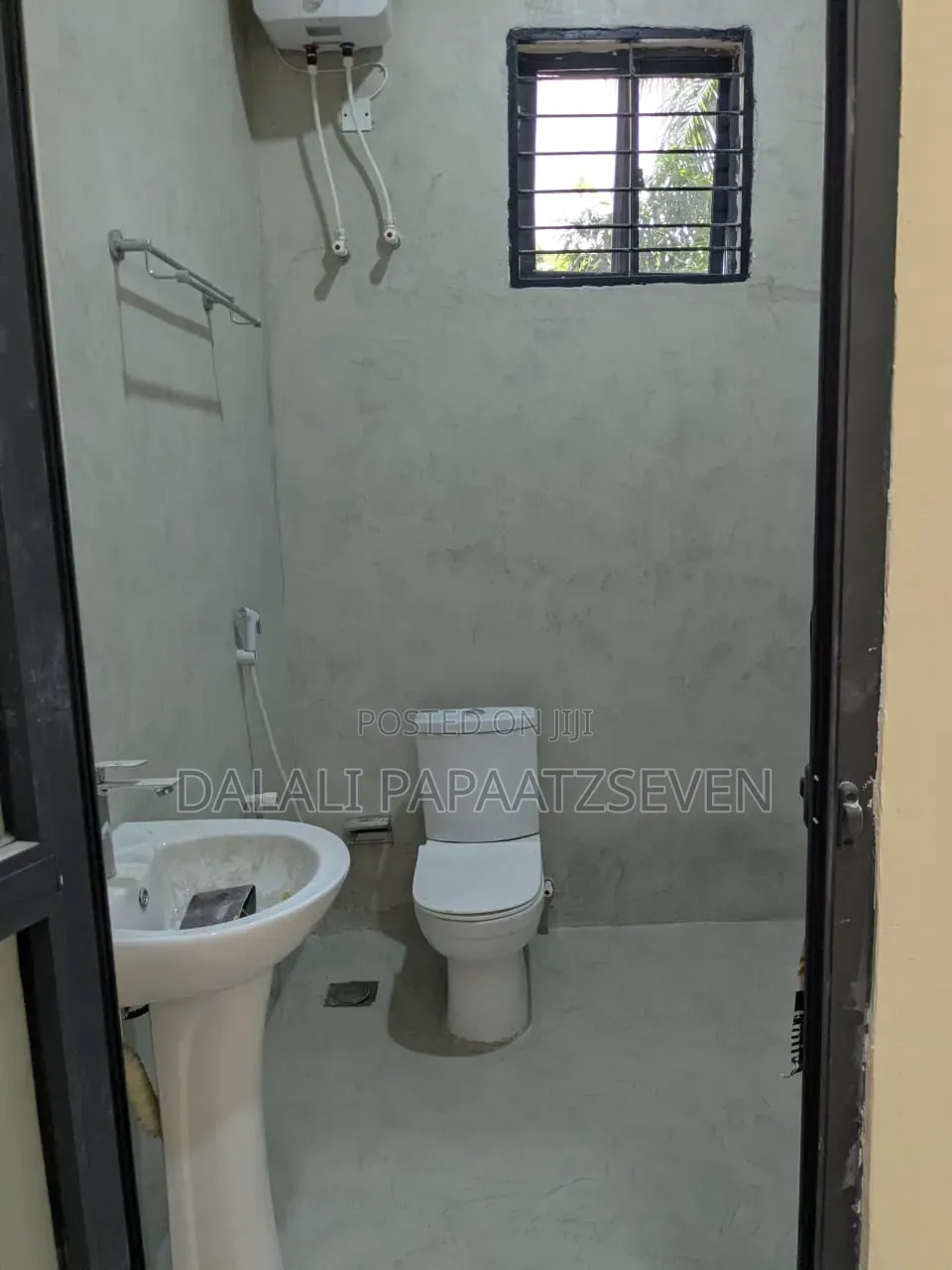 3bdrm Apartment in Dalali Papaa, Mbezi Beach for rent
