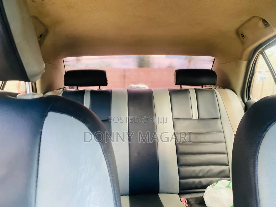 Toyota Belta 2005 Black