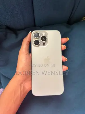 Apple iPhone 15 Pro Max 256 GB Silver