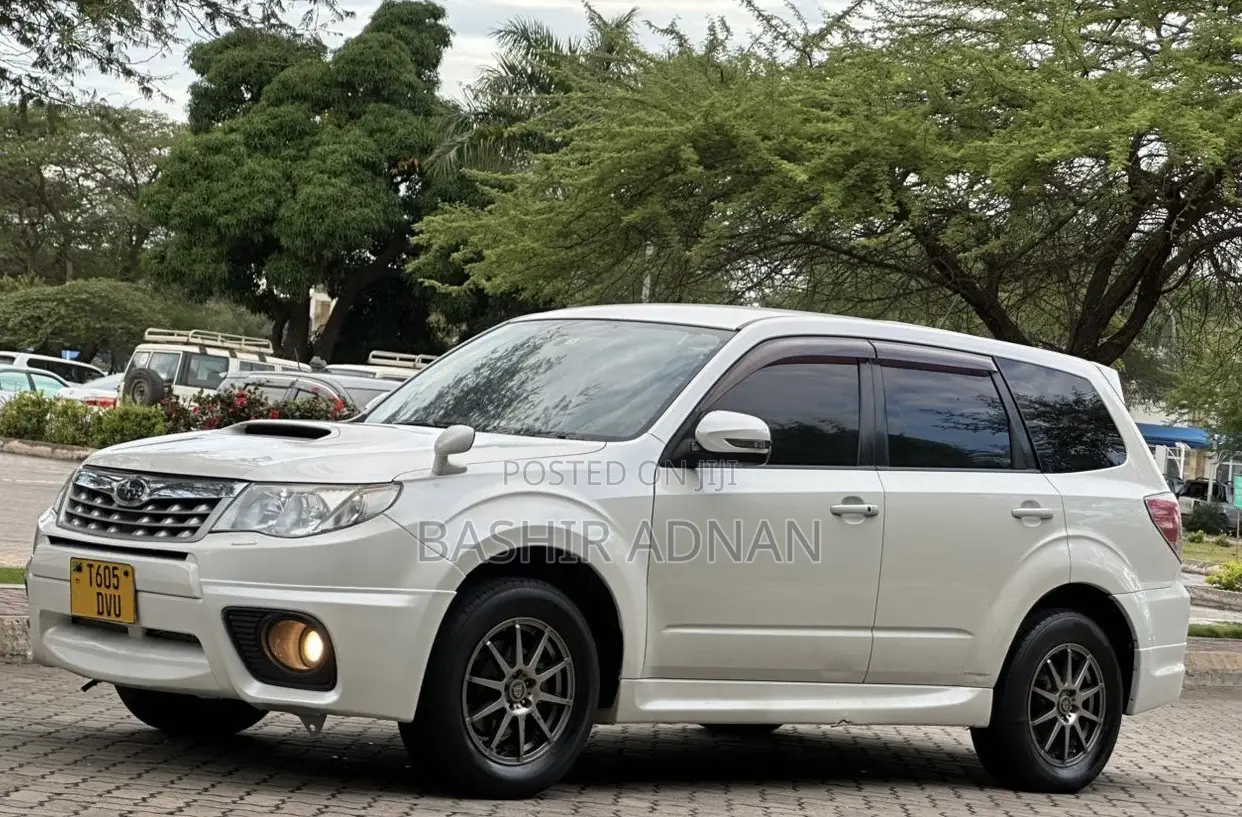Subaru Forester 2012 White