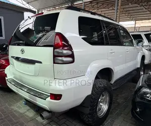 Toyota Land Cruiser Prado 2.7 5dr 2004 White