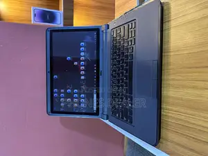 Laptop Dell Latitude 3350 4GB Intel Core i3 HDD 256GB