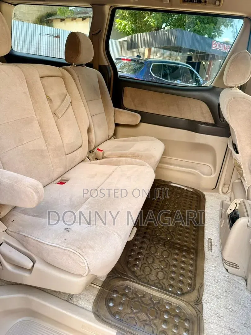 Toyota Alphard 2004 Black