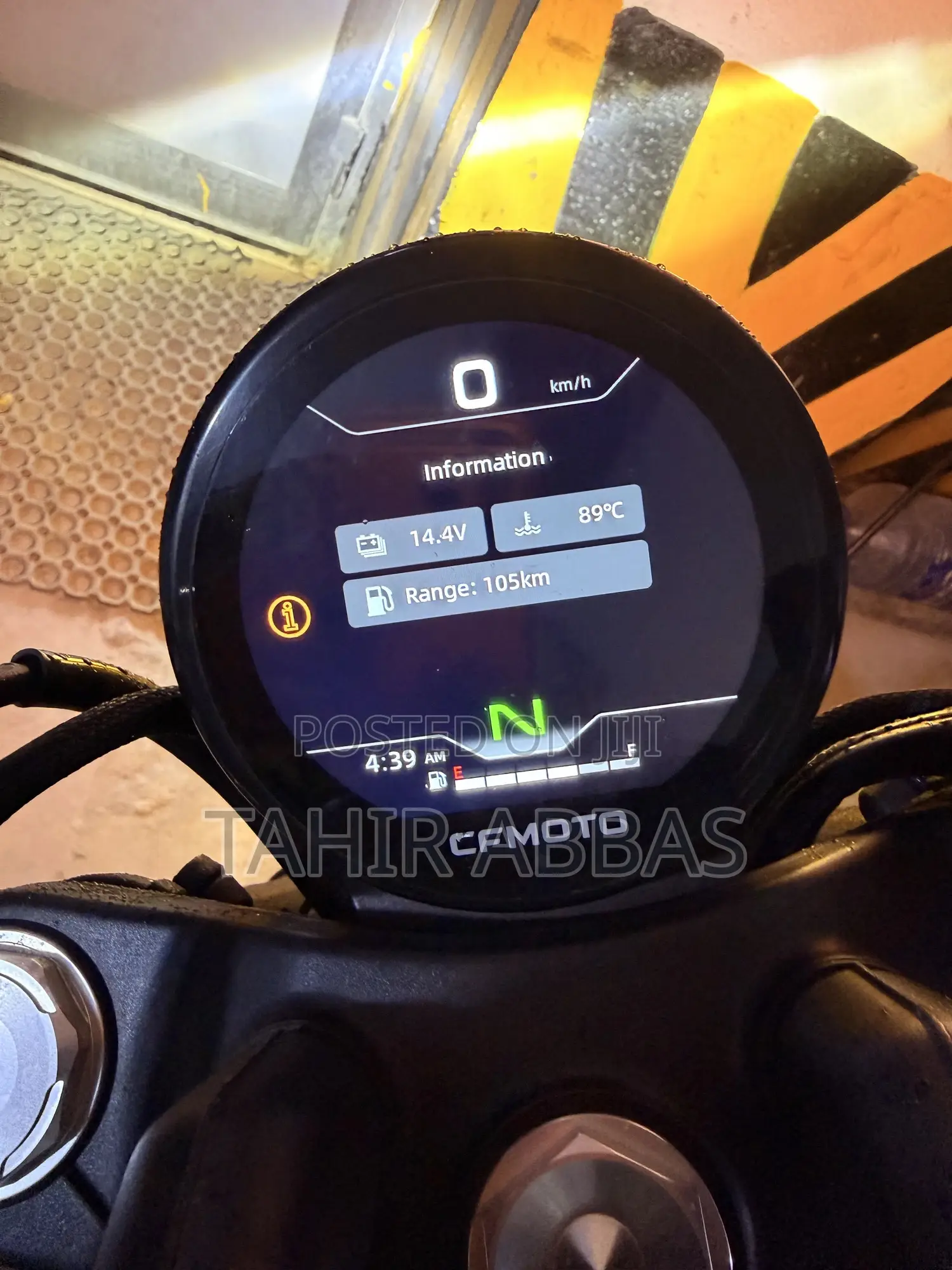 New CFMoto 400NK 2025 Black