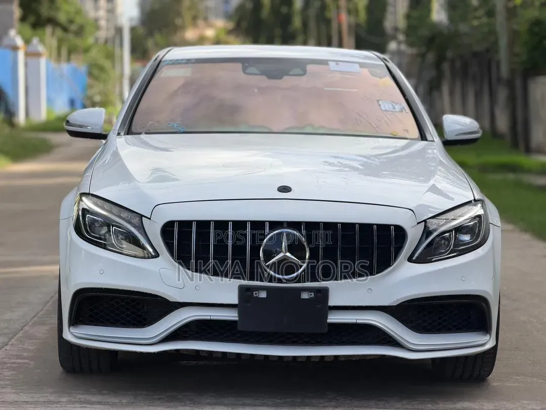 Mercedes-Benz C250 2015 White
