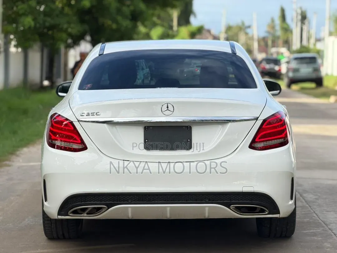 Mercedes-Benz C250 2015 White