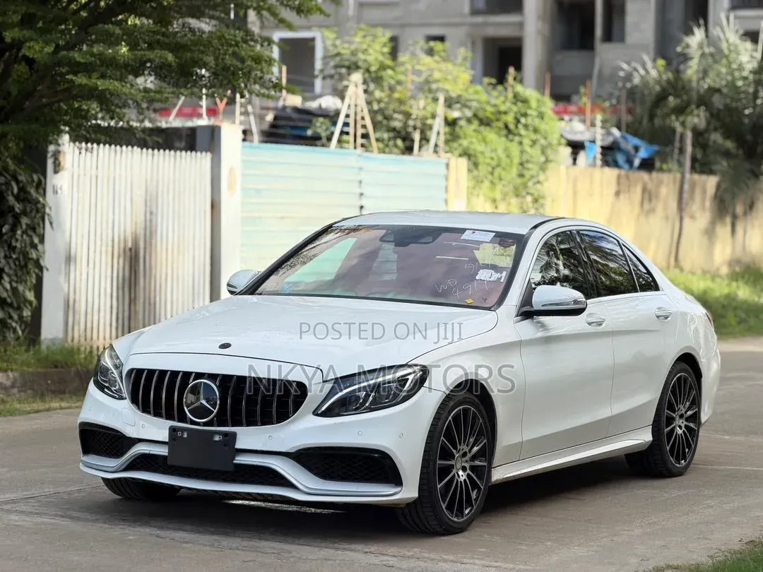 Mercedes-Benz C250 2015 White