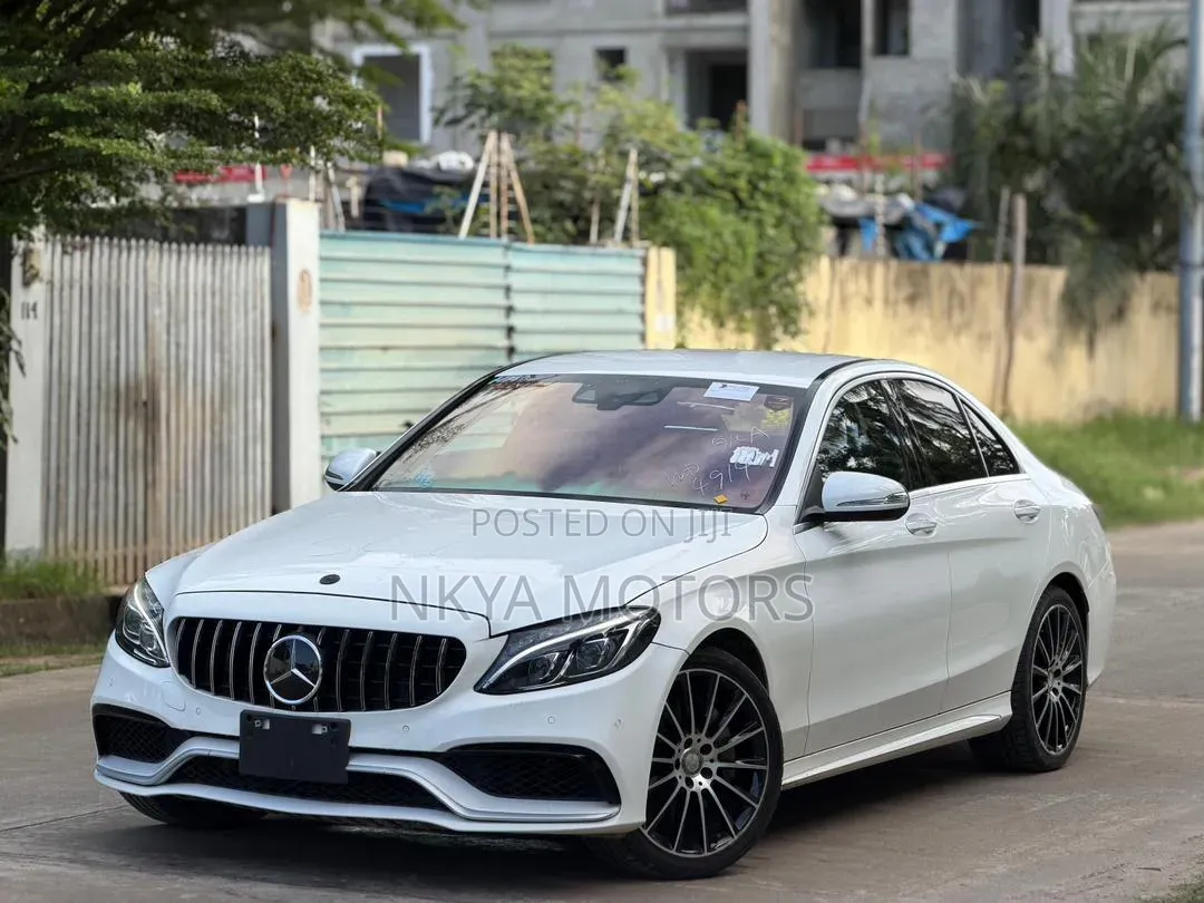 Mercedes-Benz C250 2015 White