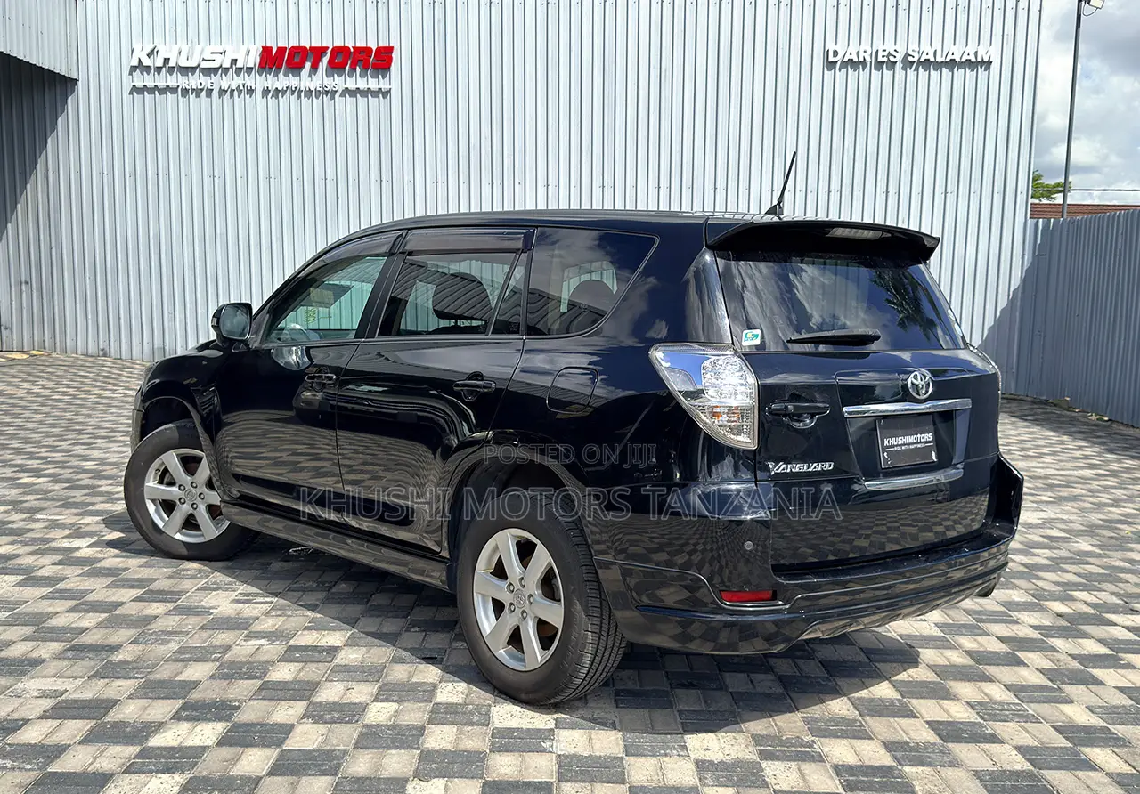 Toyota Vanguard 2007 Black