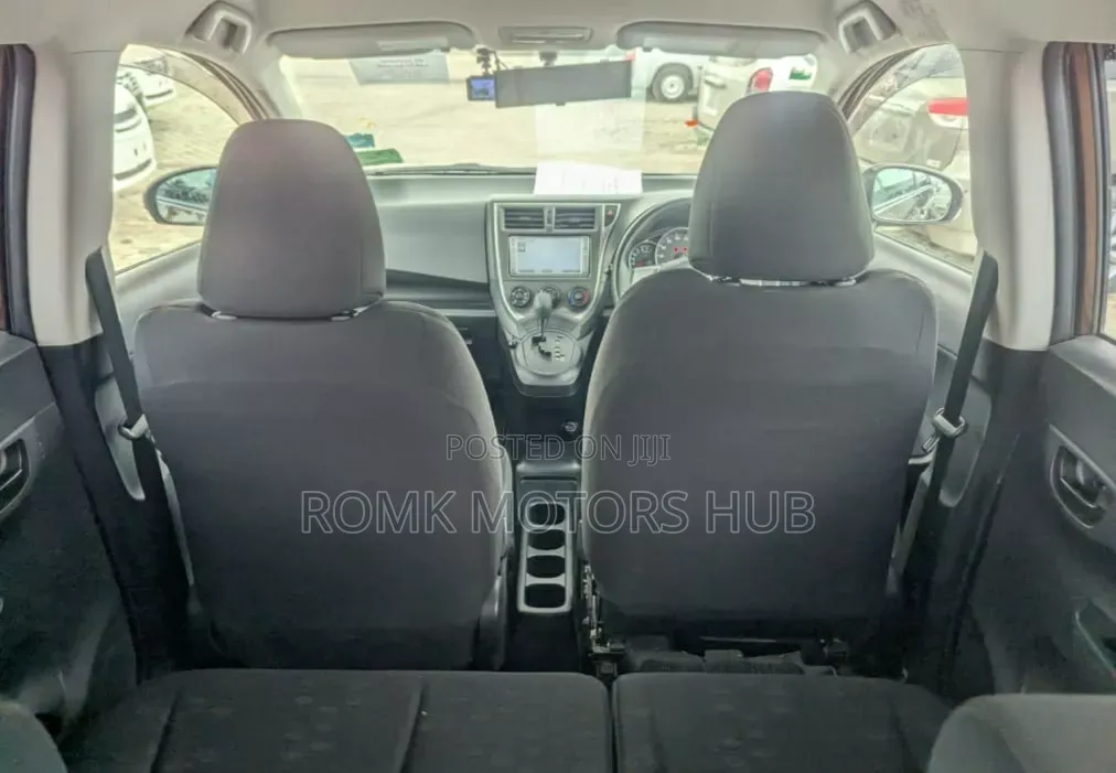 Toyota IST 2012 Maroon