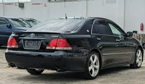 Toyota Crown 2006 Black