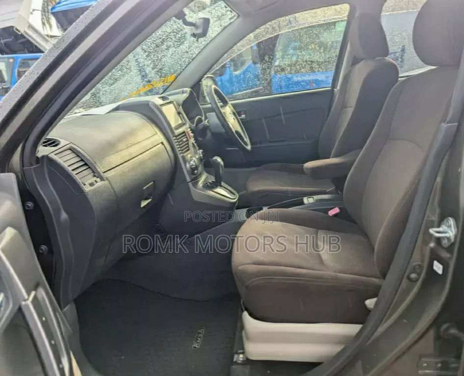 Toyota Crown 2006 Black
