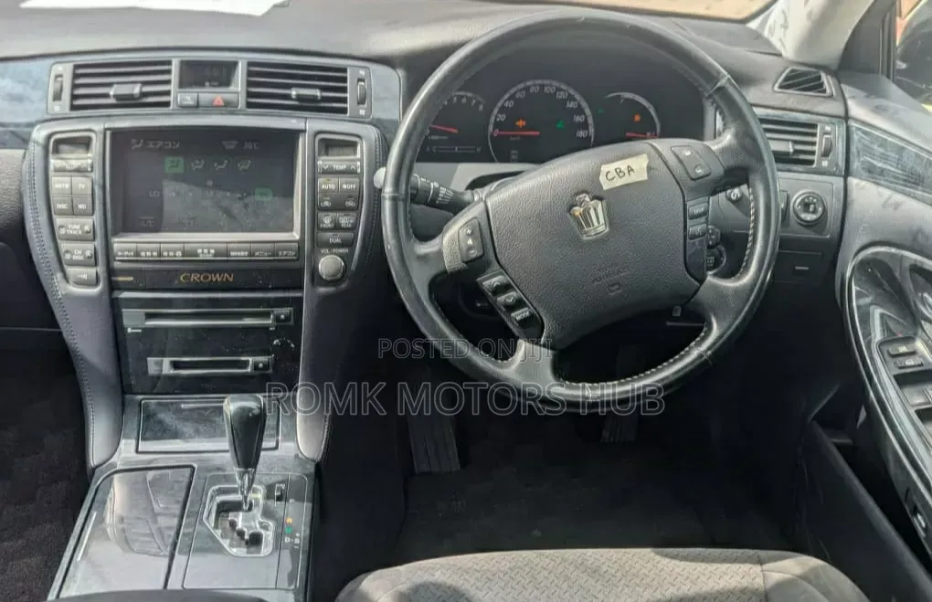 Toyota Crown 2006 Black