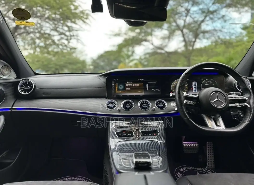 Mercedes-Benz E200 2016 Silver