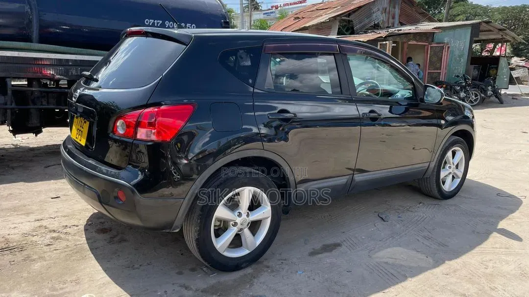 Nissan Dualis 2010 Black