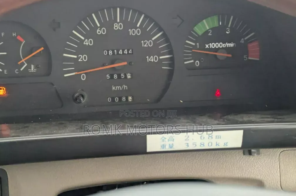 Toyota Coaster 2004