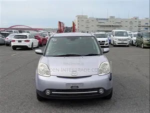 Mazda Verisa 2011 Purple