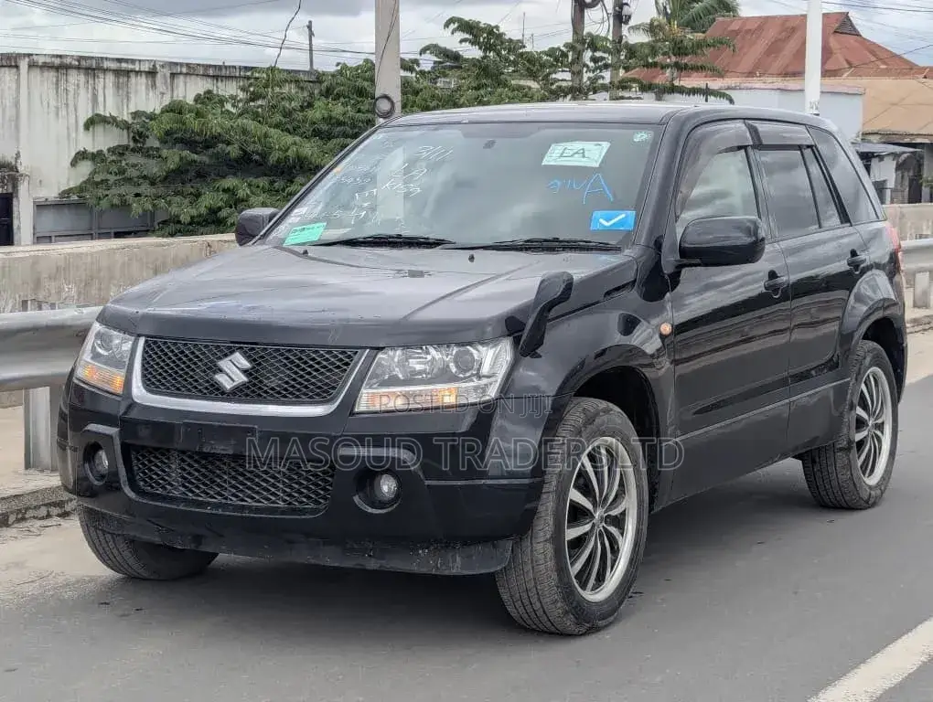 Suzuki Escudo 2007 Black