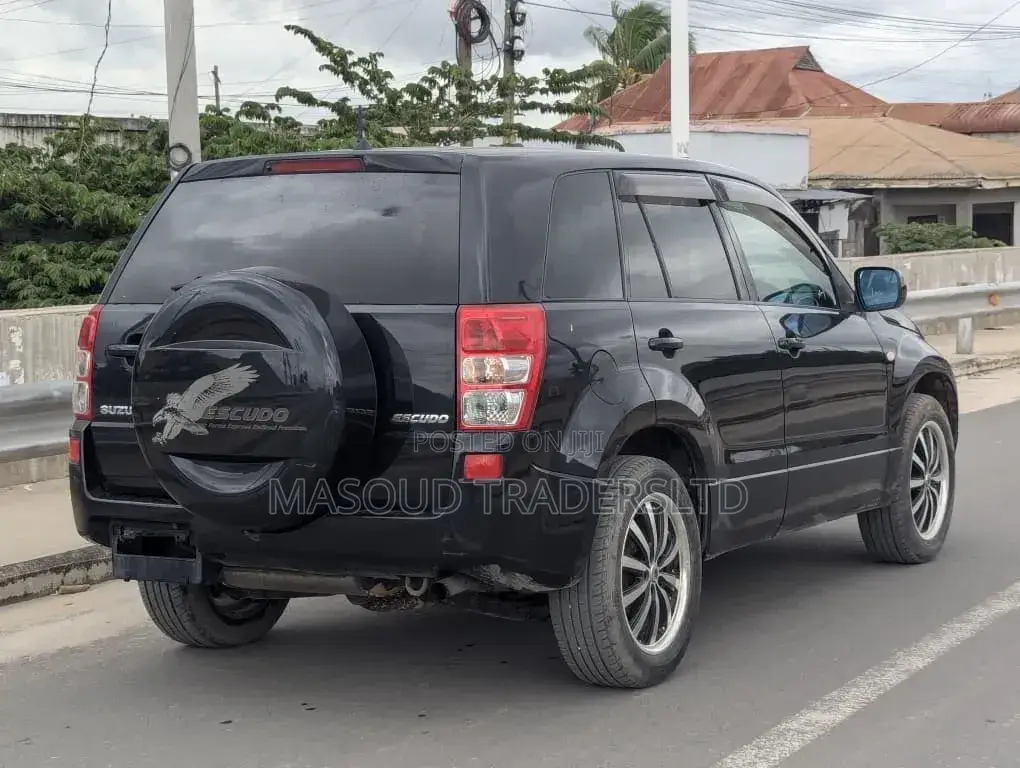 Suzuki Escudo 2007 Black