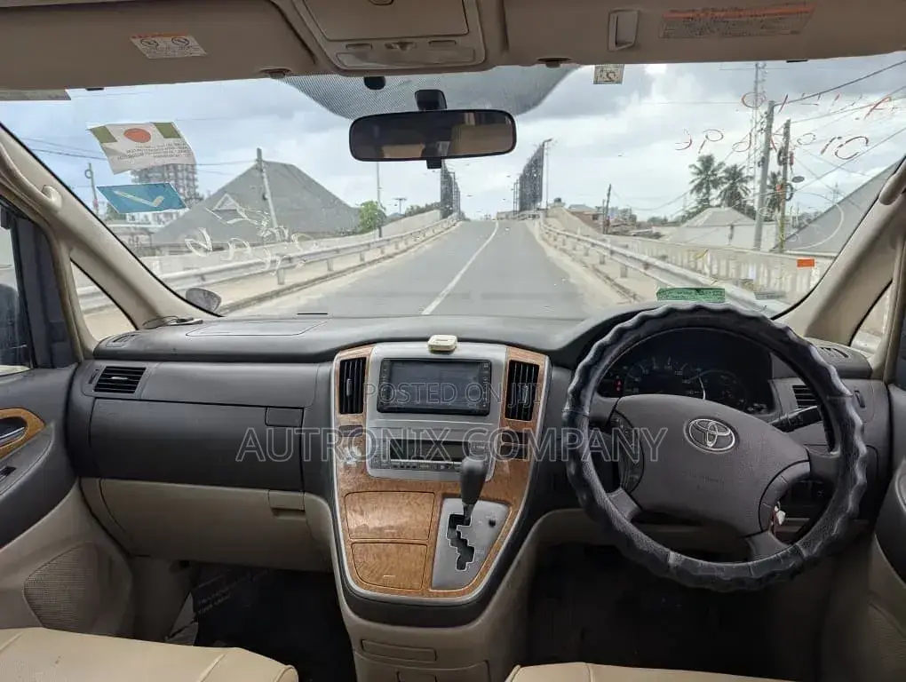 Toyota Alphard 2.4 Petrol AWD 2007 Black