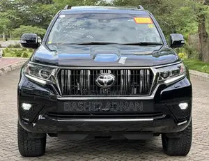 Toyota Land Cruiser Prado 2.8 2022 Matt Black
