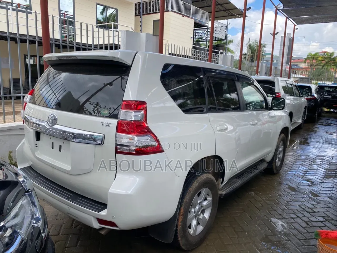 Toyota Land Cruiser Prado 2016 White