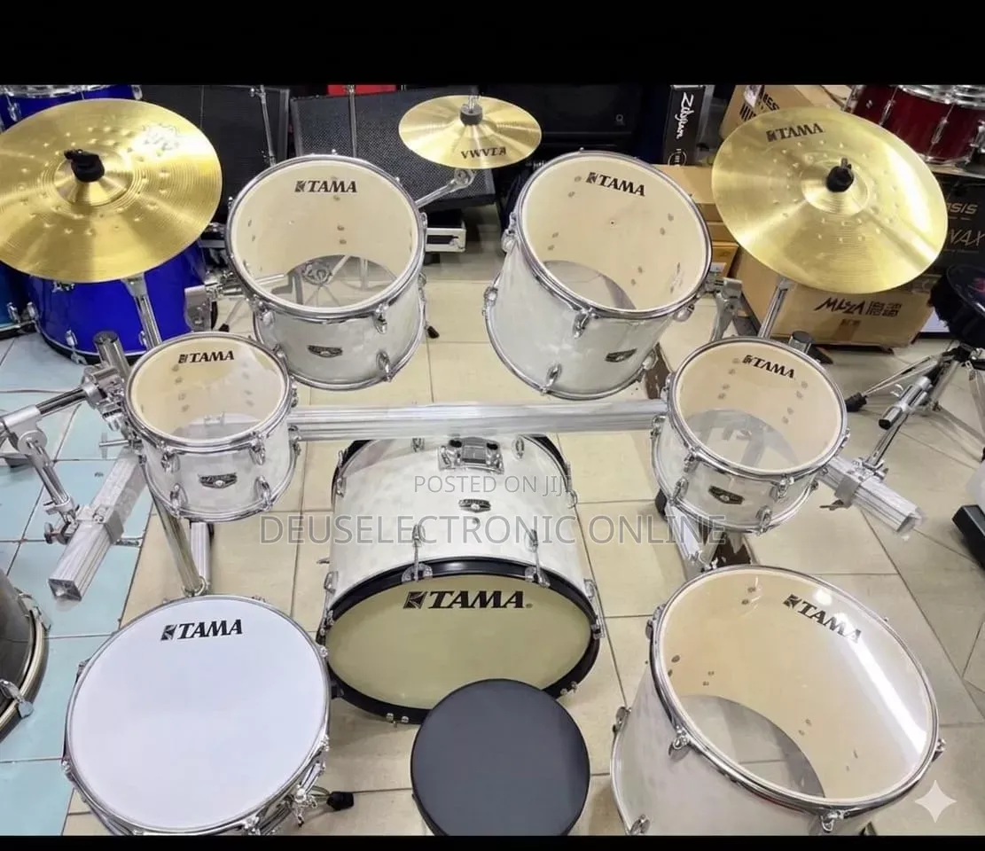 ` Tama Drums` ` 7pieces` *