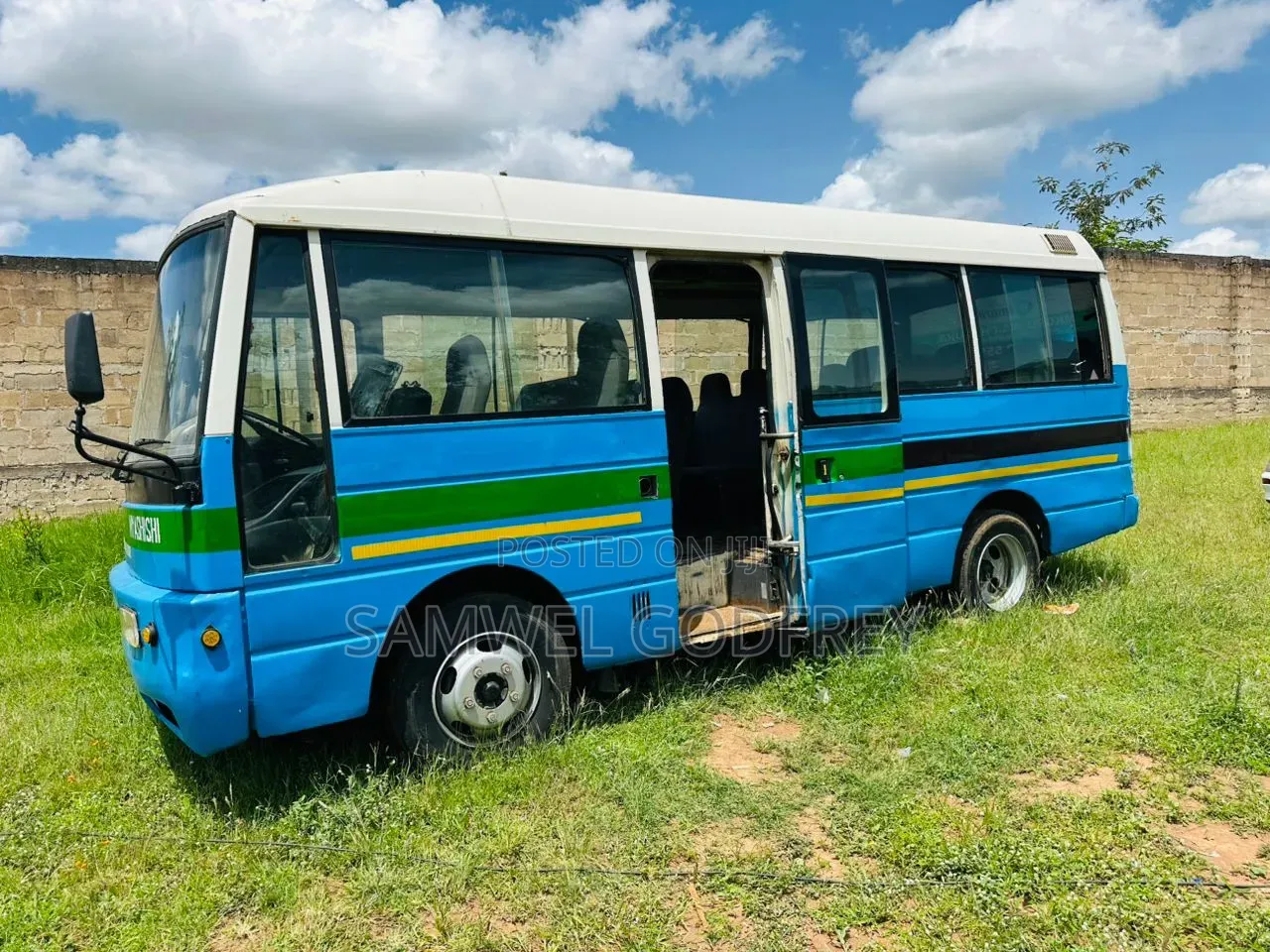 Nissan Civilian 2003 Blue