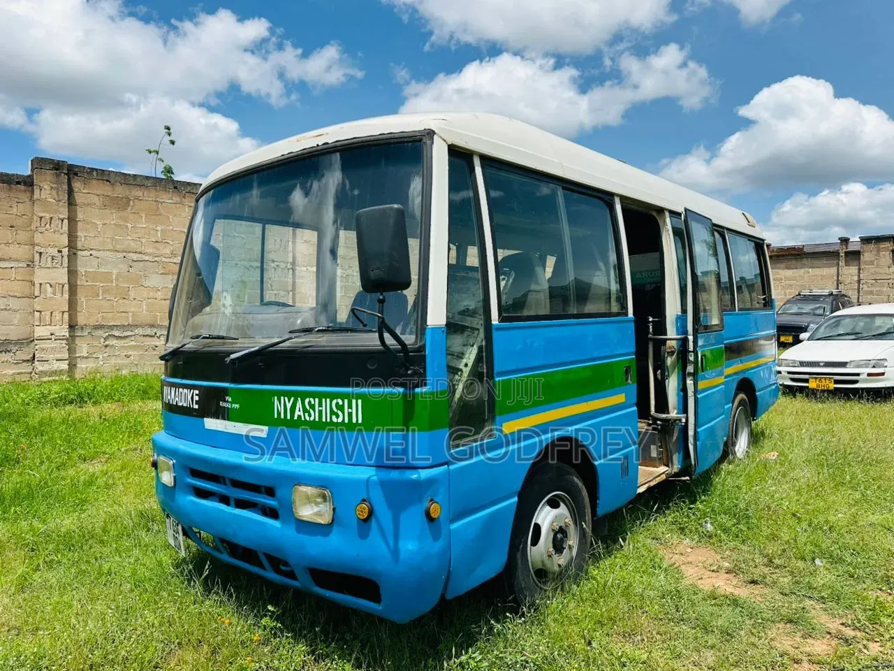 Nissan Civilian 2003 Blue