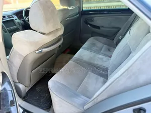 Toyota Crown 2006 Blue