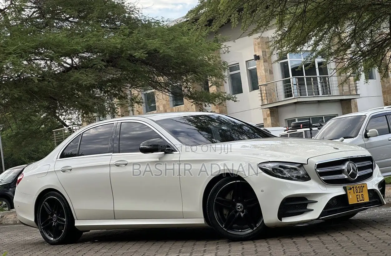 Mercedes-Benz E200 2017 White
