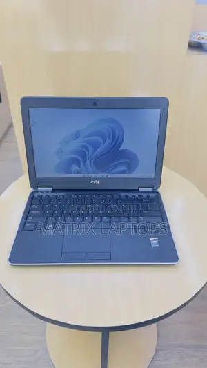 Laptop Dell Latitude 12 7250 8GB Intel Core i5 SSD 256GB