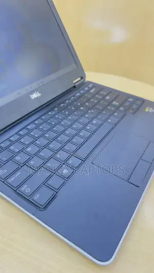 Laptop Dell Latitude 12 7250 8GB Intel Core i5 SSD 256GB