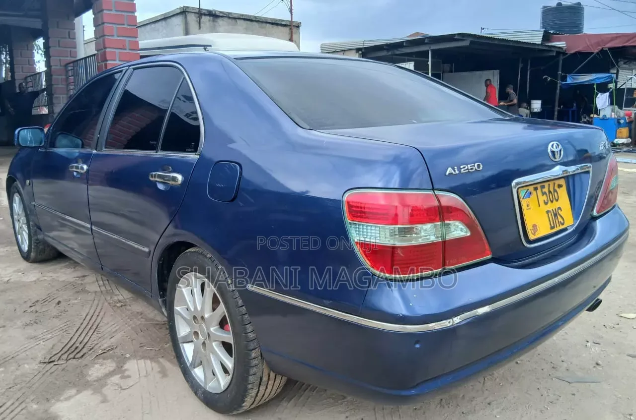 Toyota Brevis 2002 Blue